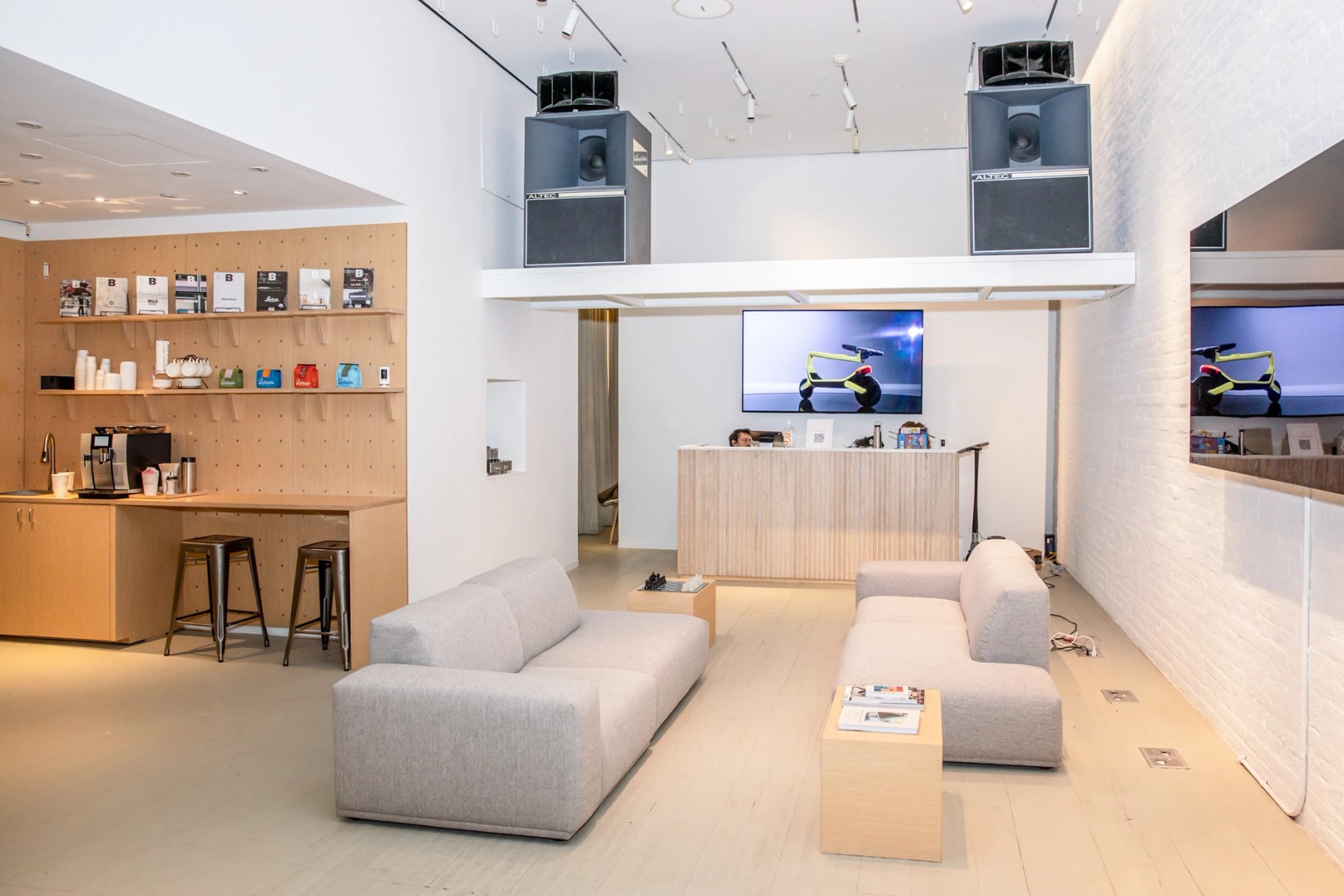 Unagi Opens Flagship in SoHo