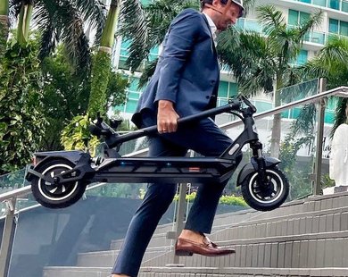 Electric Scooters in Miami: Rules, Rentals, And Best Routes For Scenic Rides