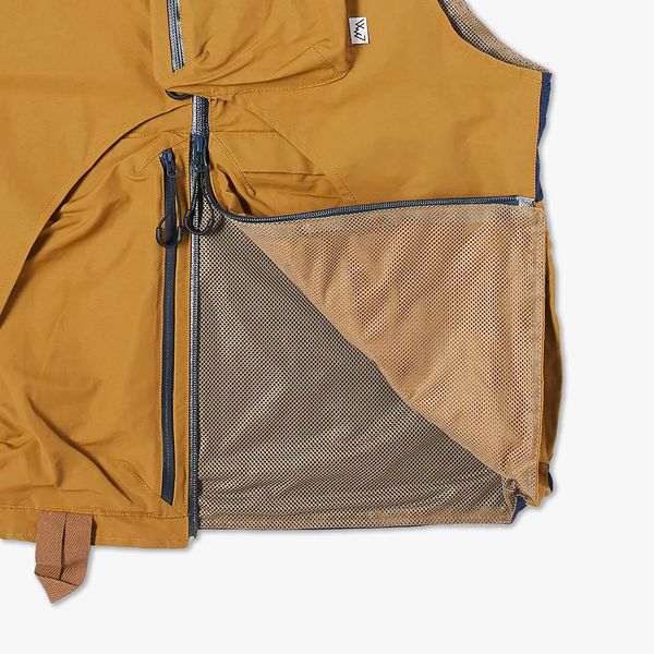 Comfy Outdoor Garment Overlay Vest