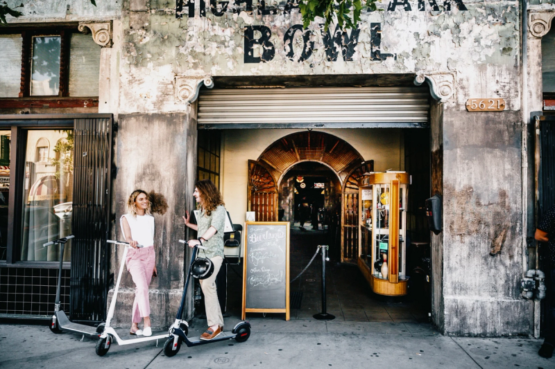 Scooter Adventure: LA’s Highland Park Bowl