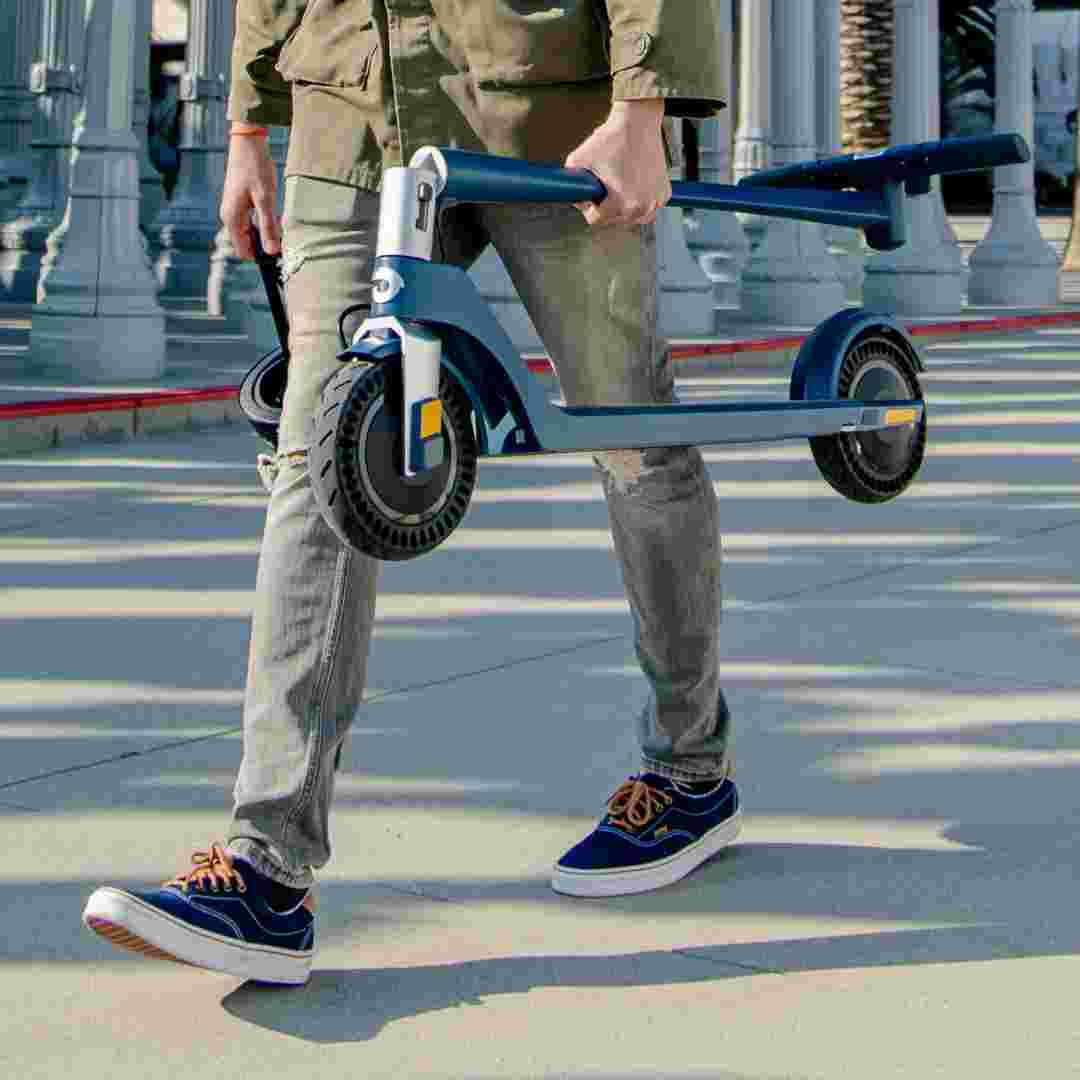Unagi Voyager: The overall best budget lightweight electric scooter