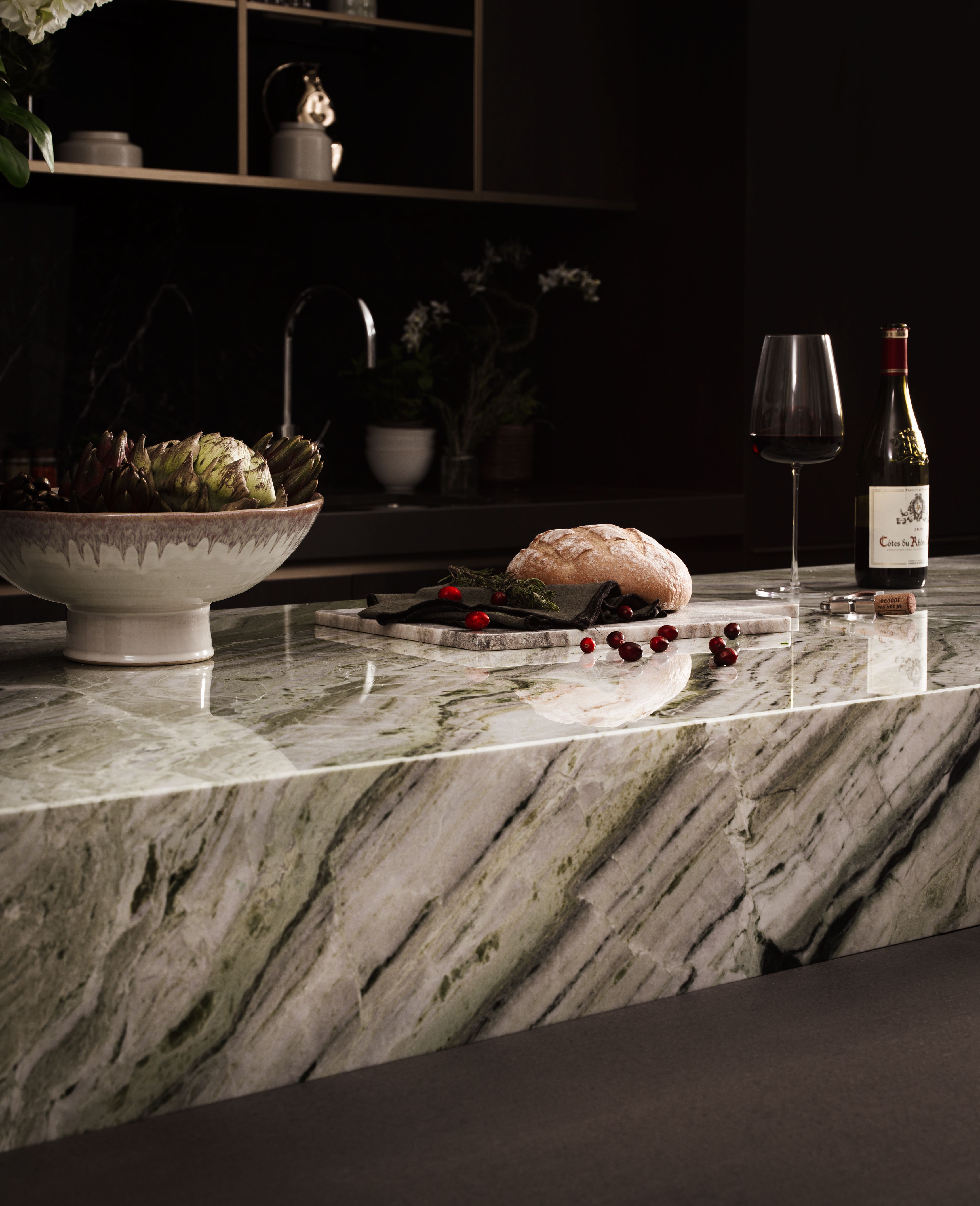 Regent's Crescent Apartment