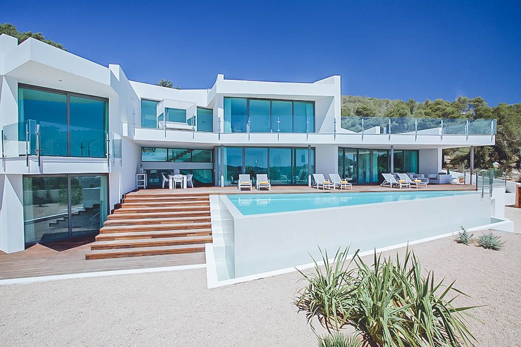 Villa Riley