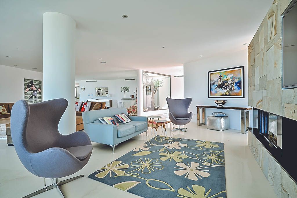 Villa Riley