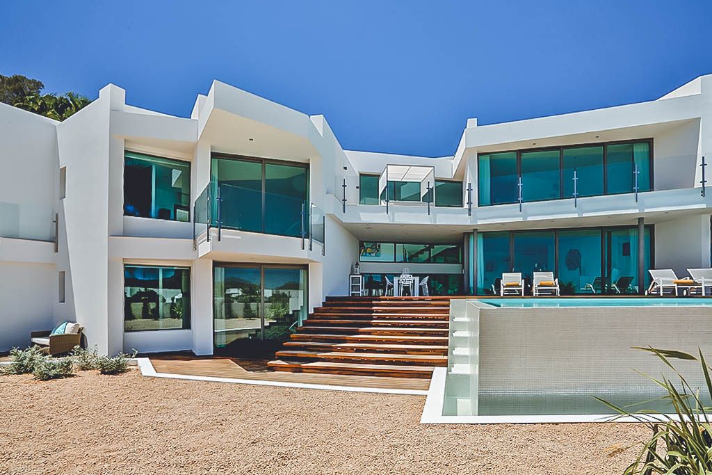 Villa Riley