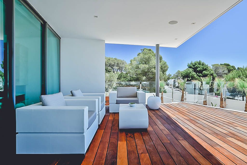 Villa Riley