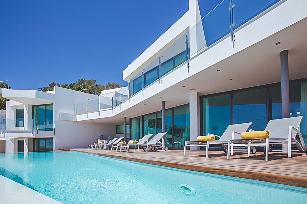 Villa Riley