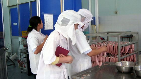 Khánh Hòa tăng cường giám sát, kiểm tra 125 mẫu thực phẩm nông lâm thủy sản