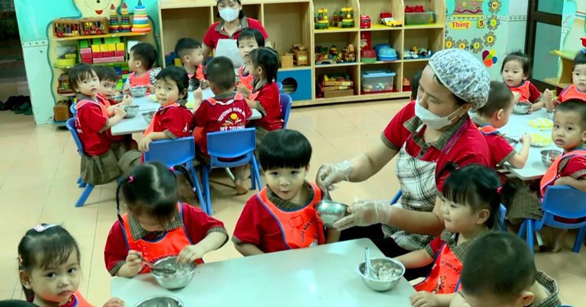 Siết chặt quản lý an toàn thực phẩm trường học: Bảo vệ bữa ăn bán trú cho học sinh