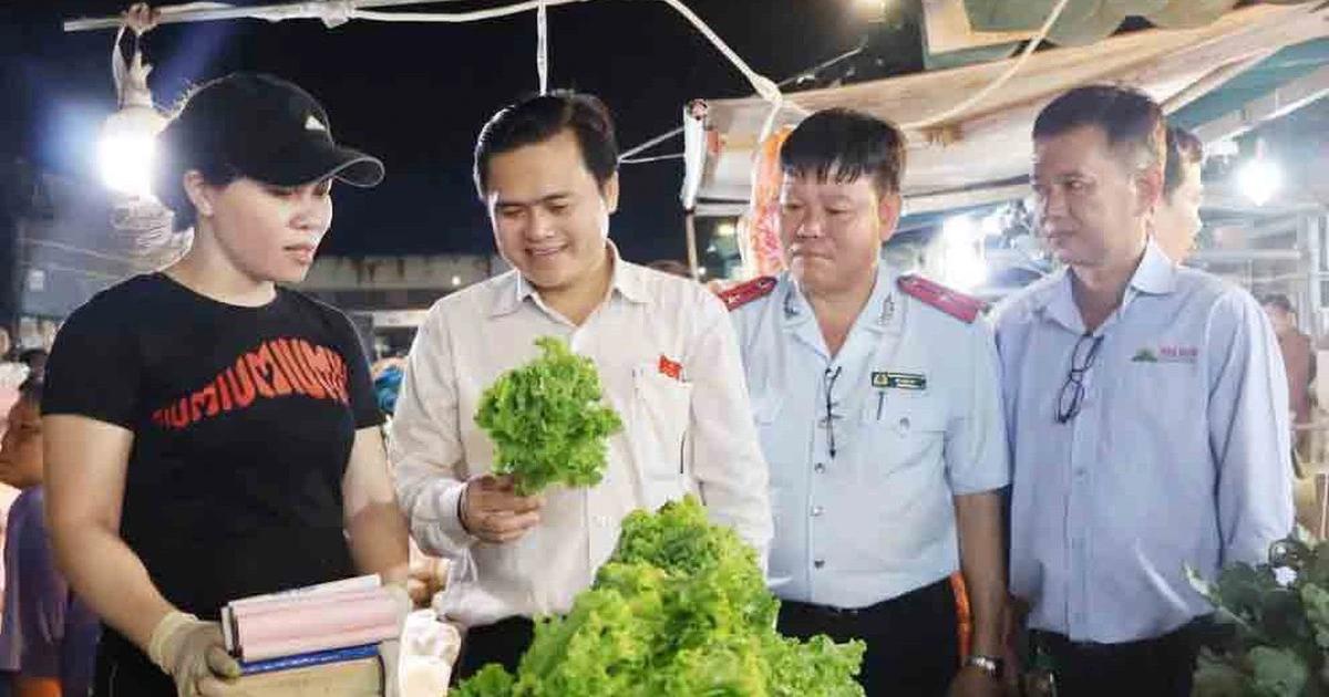 HĐND TP.HCM đẩy mạnh giám sát quản lý nhà nước về an toàn thực phẩm