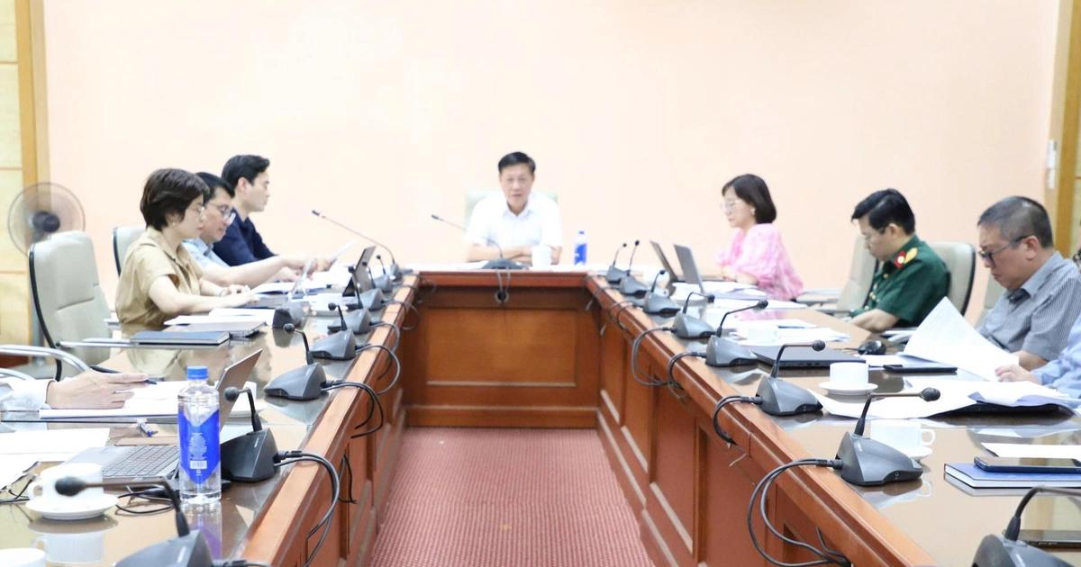 Bộ Y tế đẩy nhanh tiến độ hoàn thiện hồ sơ dự thảo Luật An toàn thực phẩm (sửa đổi)