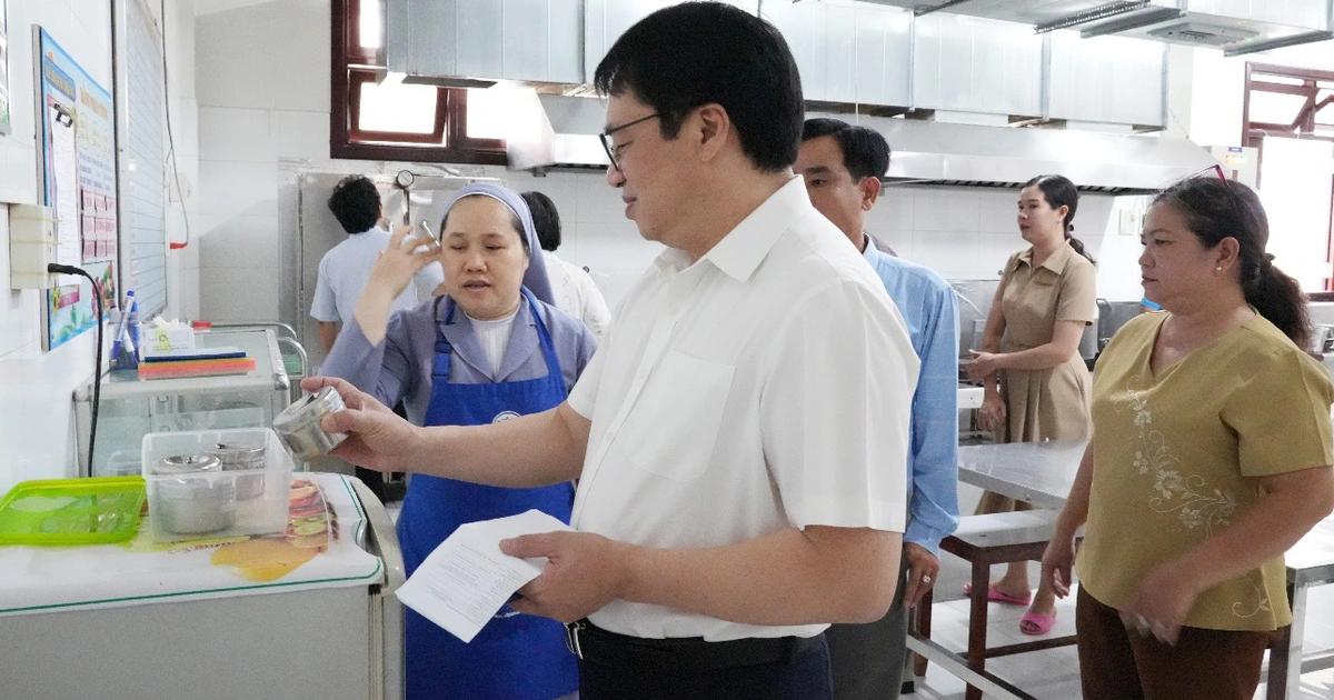 Tháng cao điểm kiểm tra an toàn thực phẩm: Hơn 5.700 cơ sở vi phạm, xử phạt gần 22,5 tỉ đồng