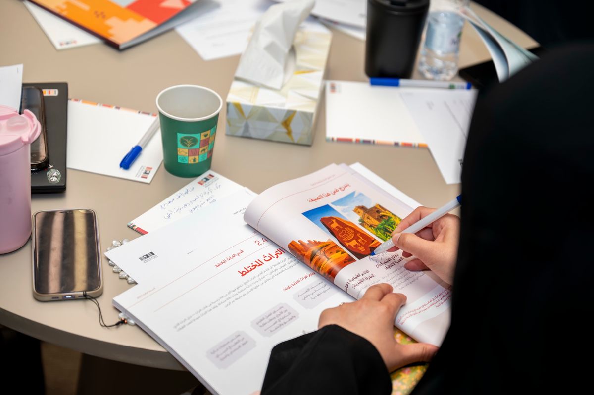 Reviewing printed editorial layouts