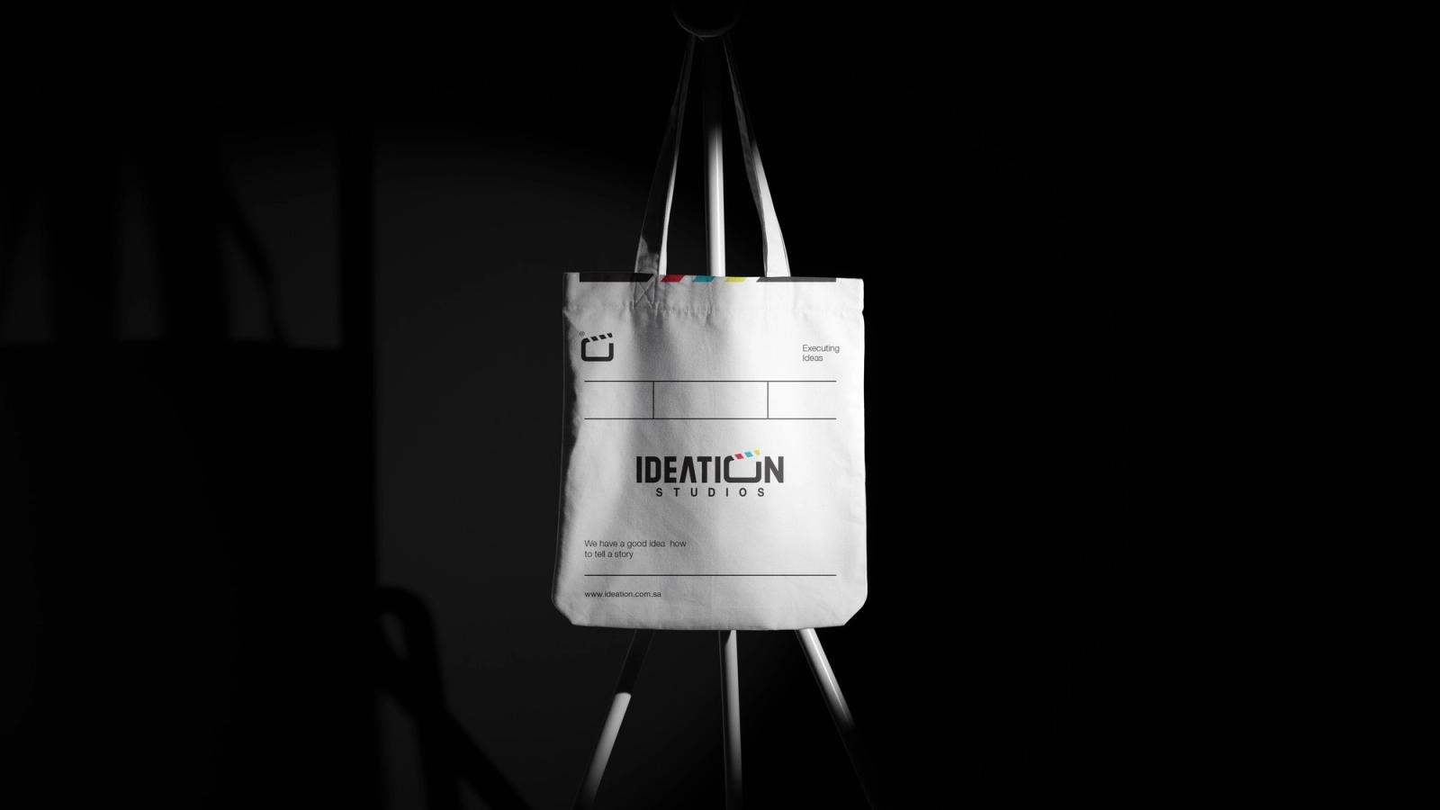 Tote bag