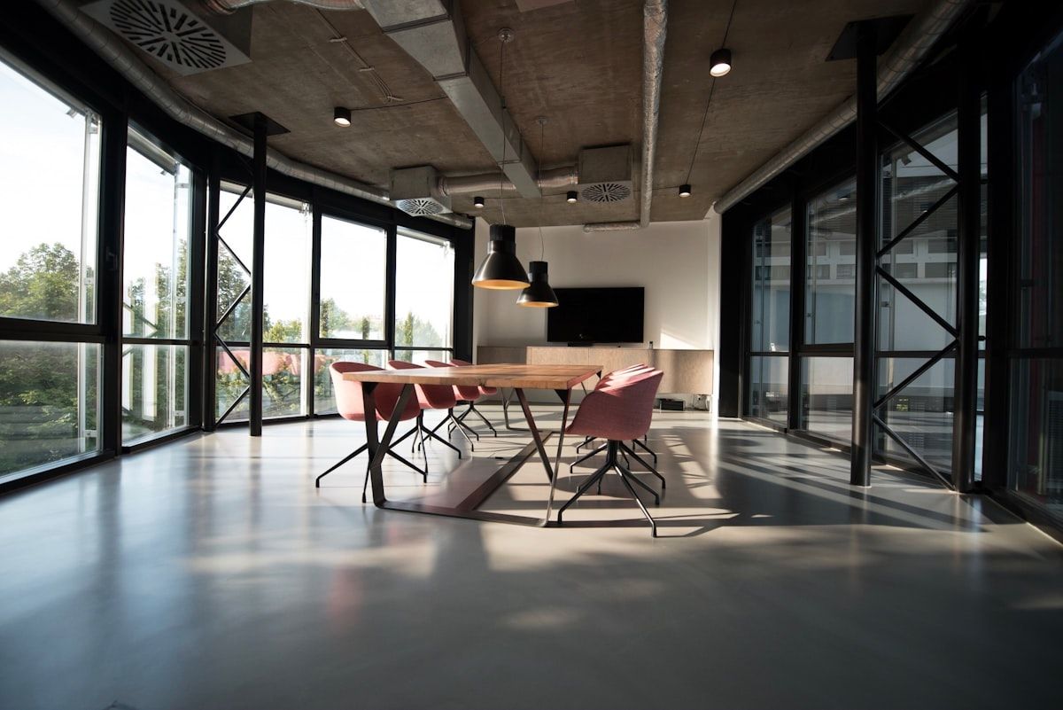 Análisis Predictivo en el Real Estate: IA que Predice Tendencias de Mercado con 94% de Precisión