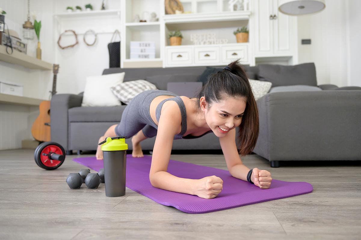 Ab Workout That Are Easy on the Back | BeautyHub.PH