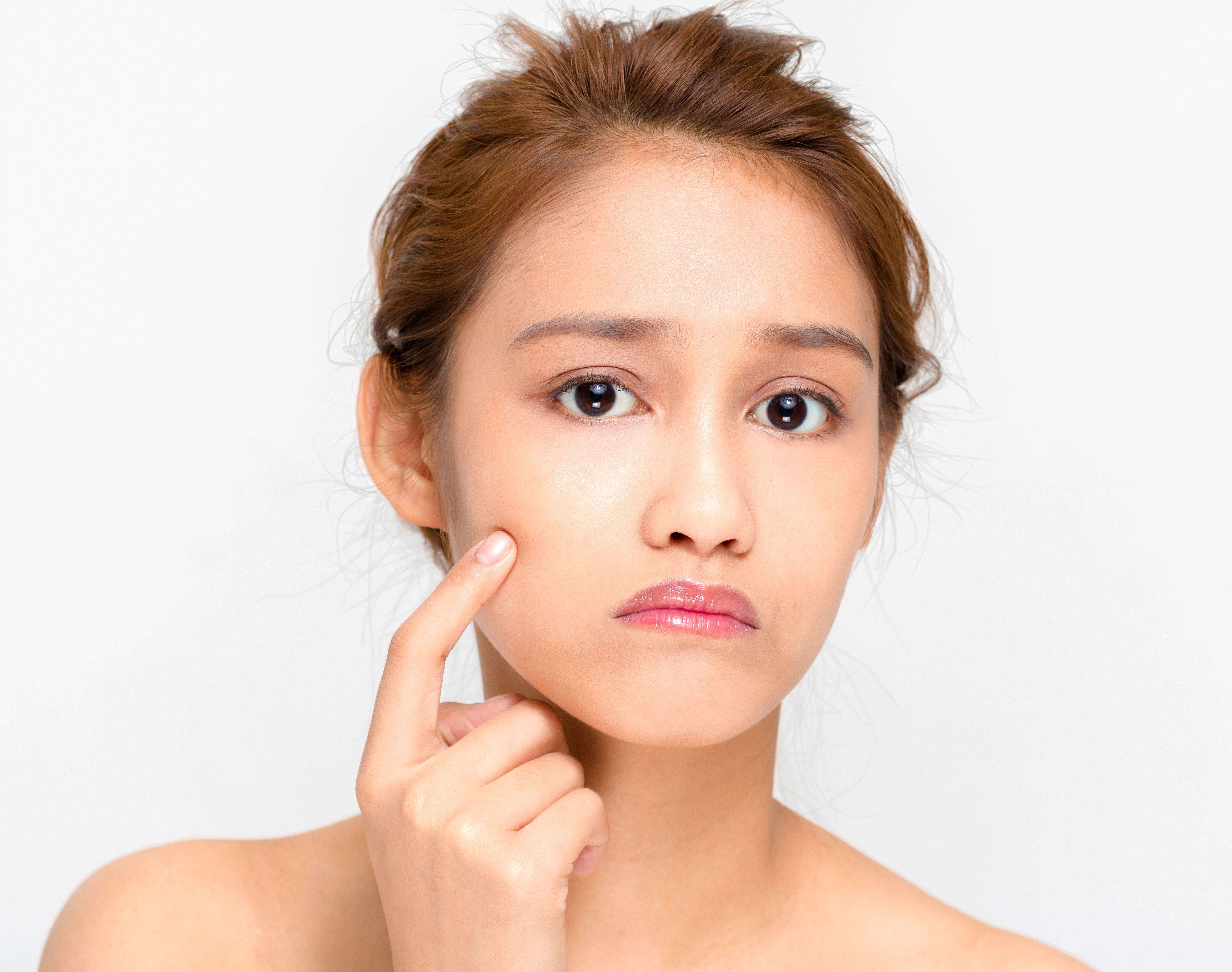 4 Ways Female Hormones Can Affect the Skin | BeautyHub.PH