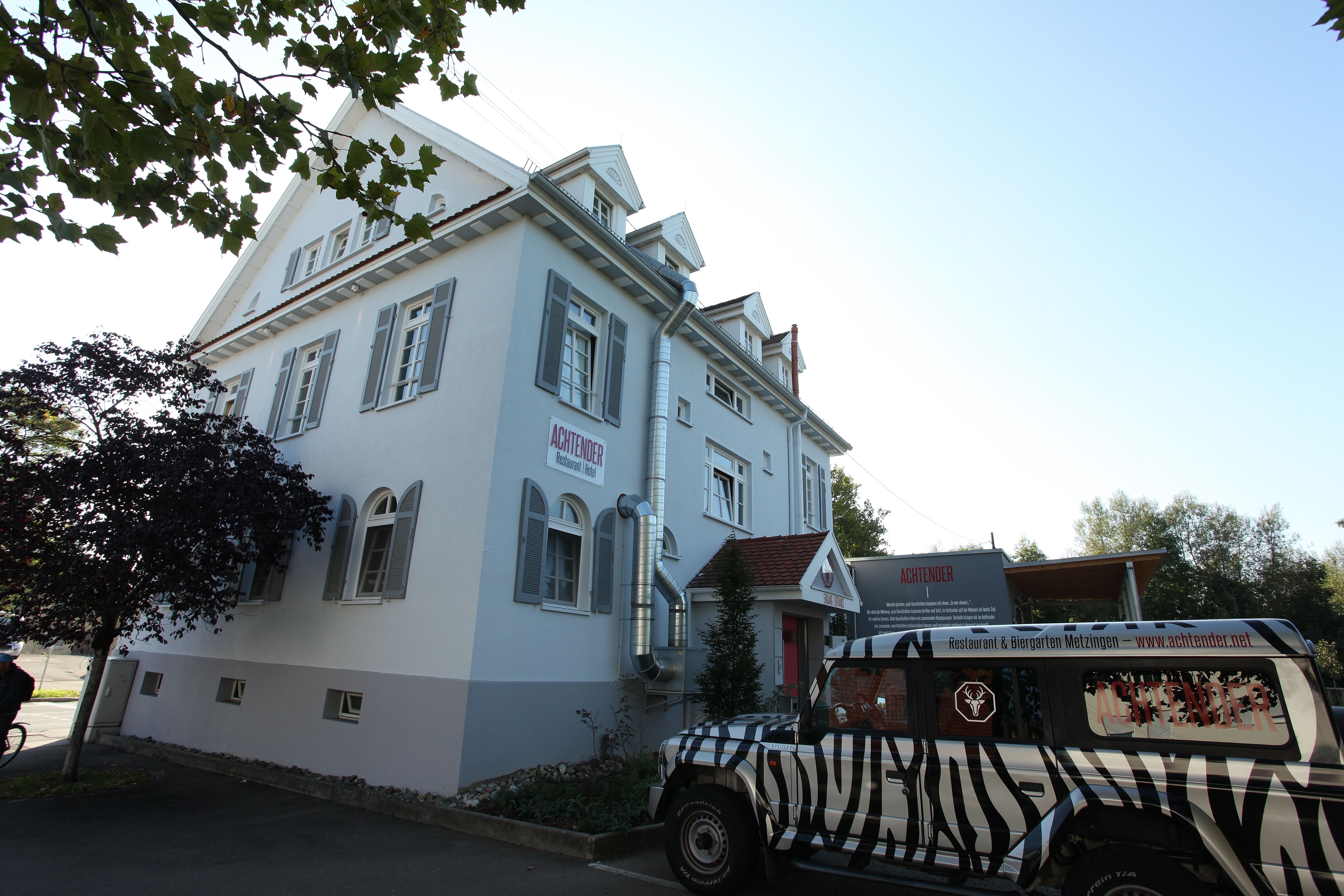 Achtender Restaurant & Hotel — Unser Haus mitten in der Outletcity — kreativer Rahmen für besondere Feste.