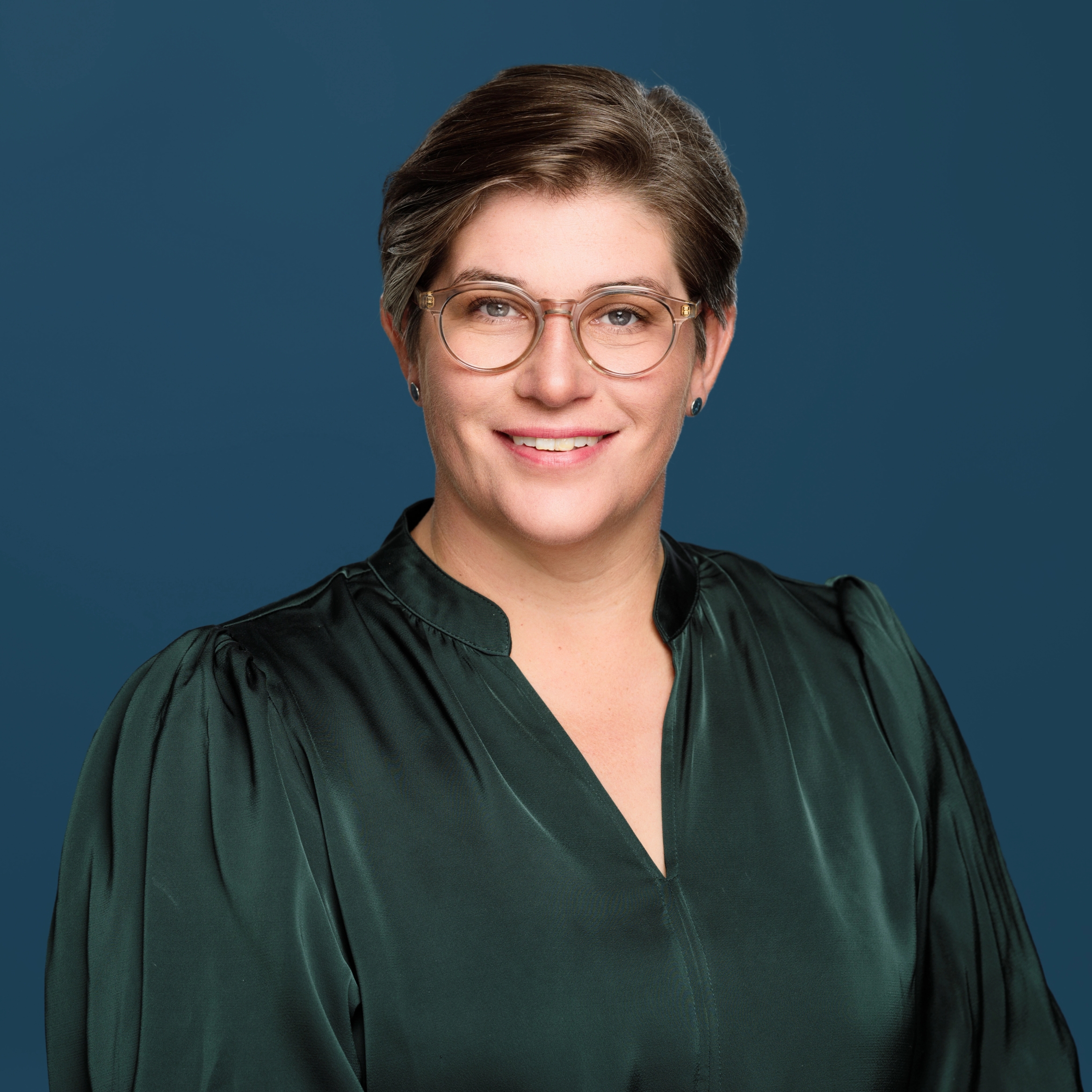 Portrettbilde Vibeke Kjære. Foto: Moment Studio.