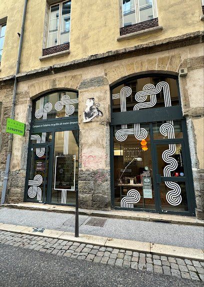 Façade de la boutique Dingue de Lunettes Lyon, opticien indépendant à Lyon