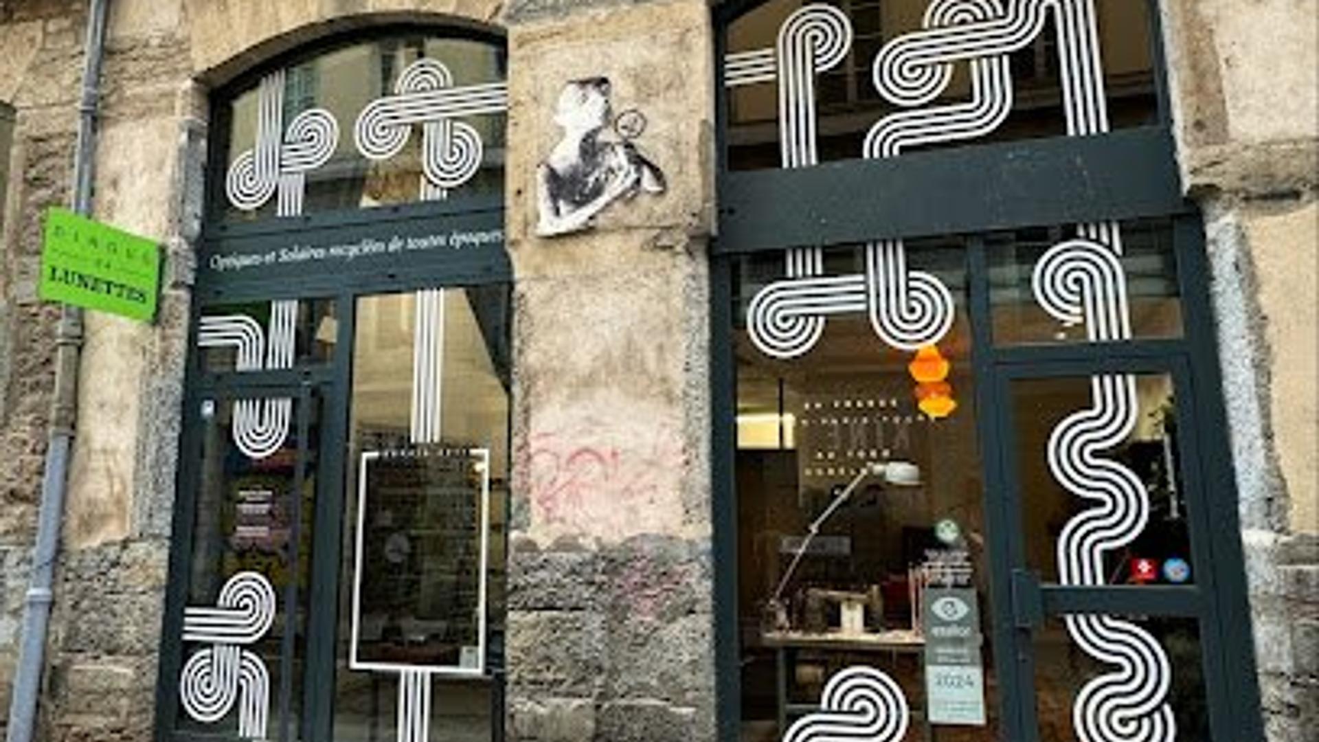Façade de la boutique Dingue de Lunettes Lyon, opticien indépendant à Lyon