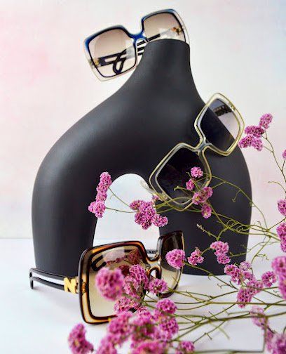 Façade de la boutique La Recyclerie De Lunettes, opticien indépendant à Nantes