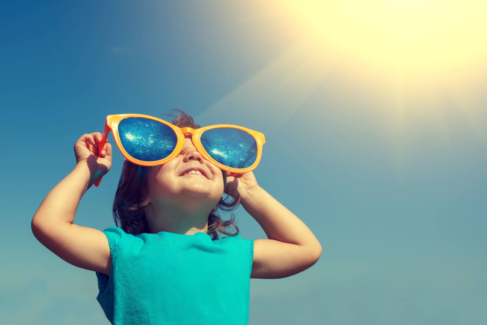 Lunettes de soleil et protection UV à Nice