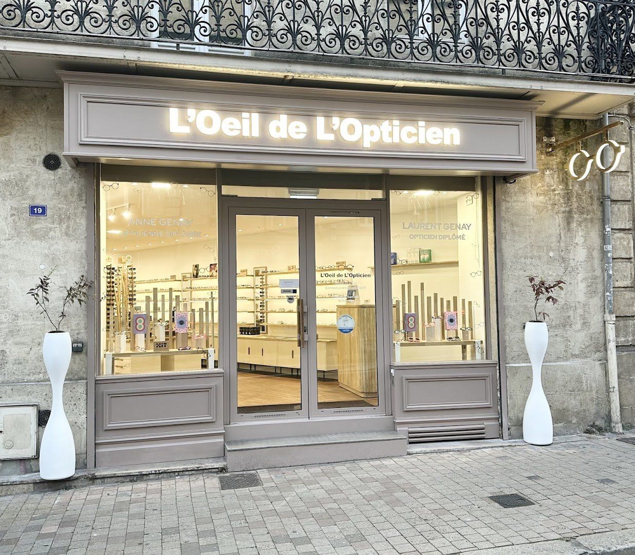 Façade de la boutique L'Oeil de L'Opticien – Anne & Laurent Genay, opticien indépendant à Bordeaux