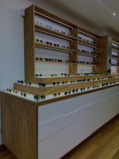 Façade de la boutique Vu & entendu, opticien indépendant à Montpellier