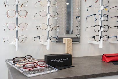 Façade de la boutique Eye Tech Optic, opticien indépendant à Strasbourg