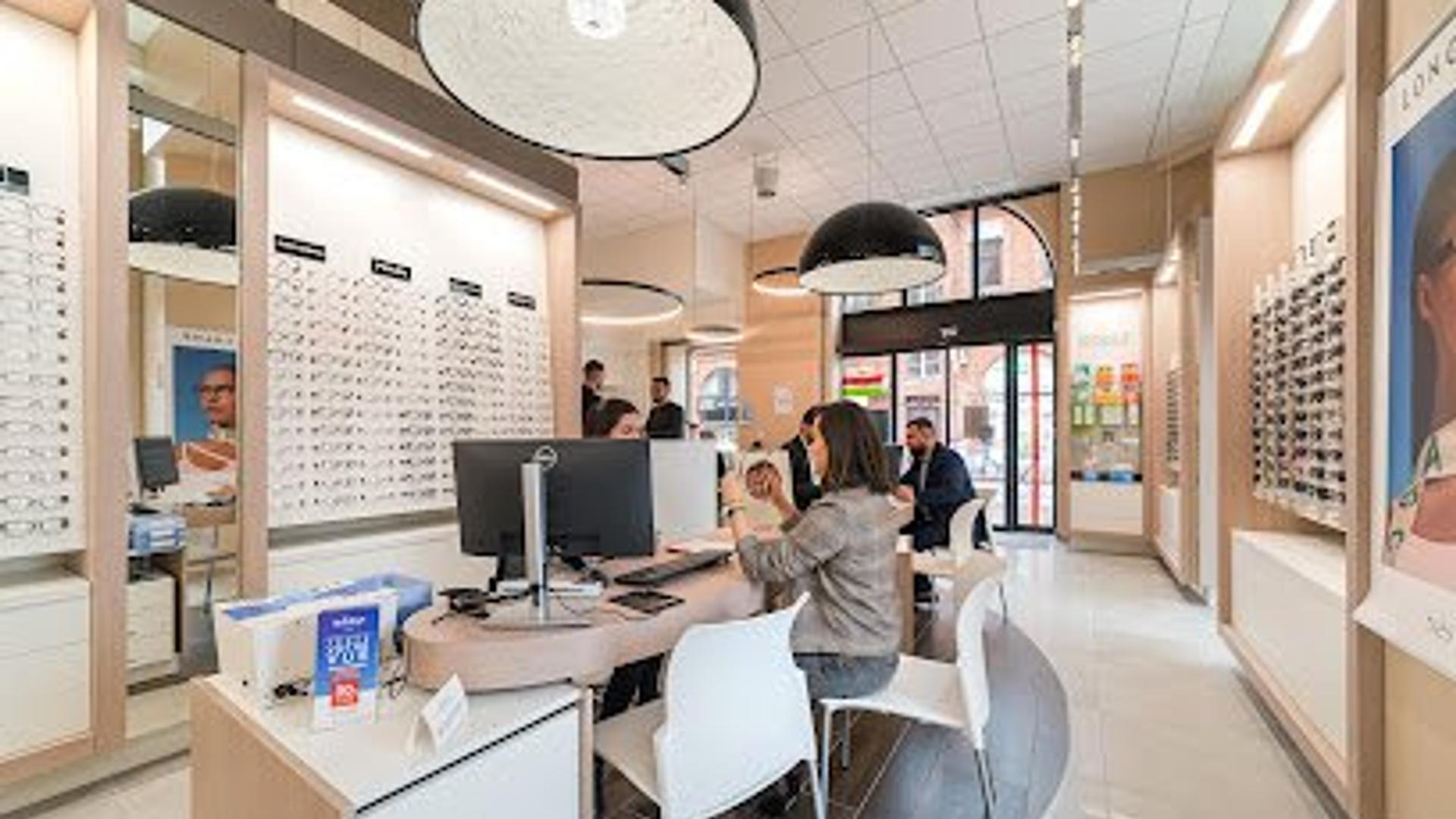Façade de la boutique Optic par Prévifrance Saint-Cyprien, opticien indépendant à Toulouse