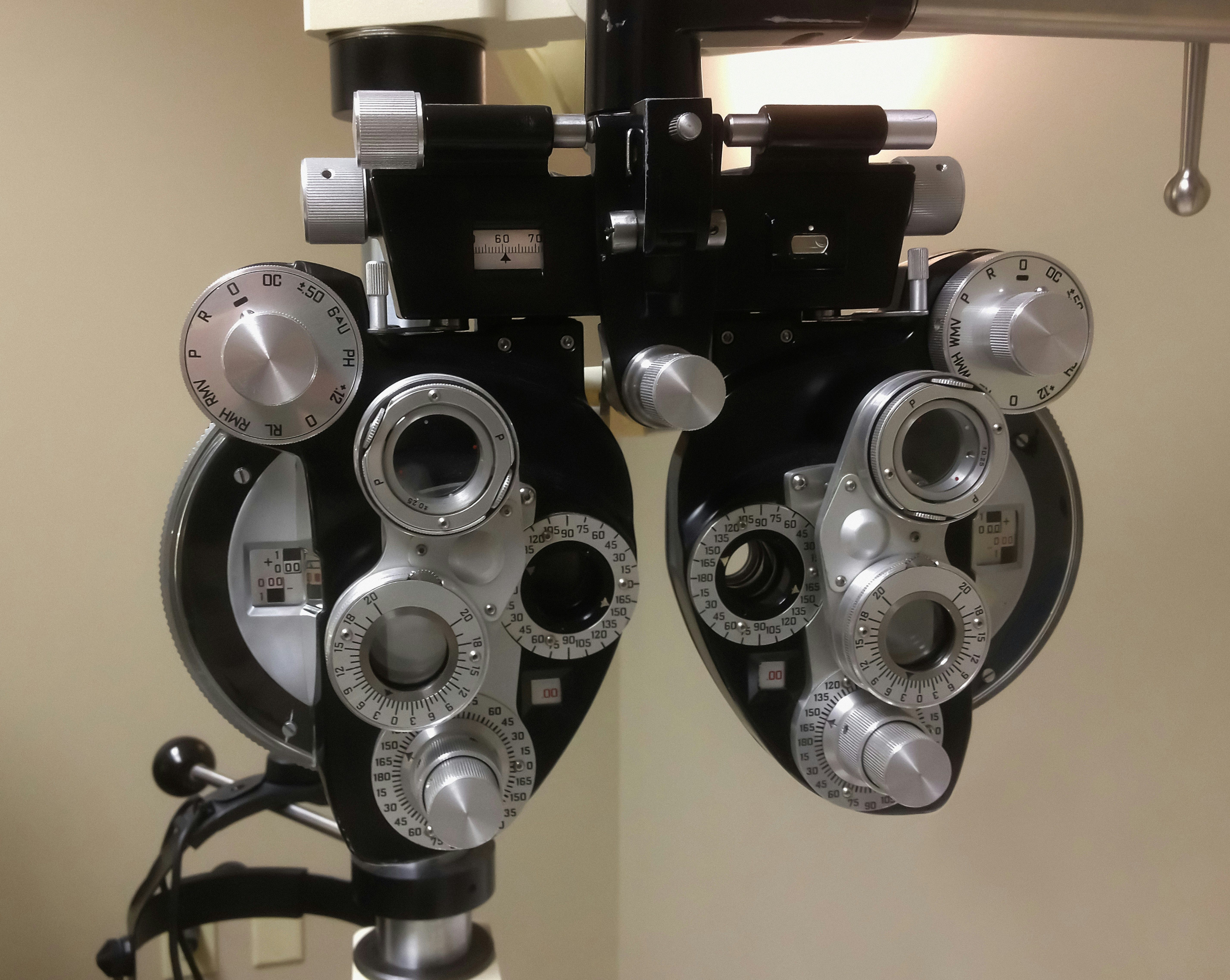 Microscope et équipement d'optique, illustration du matériel professionnel