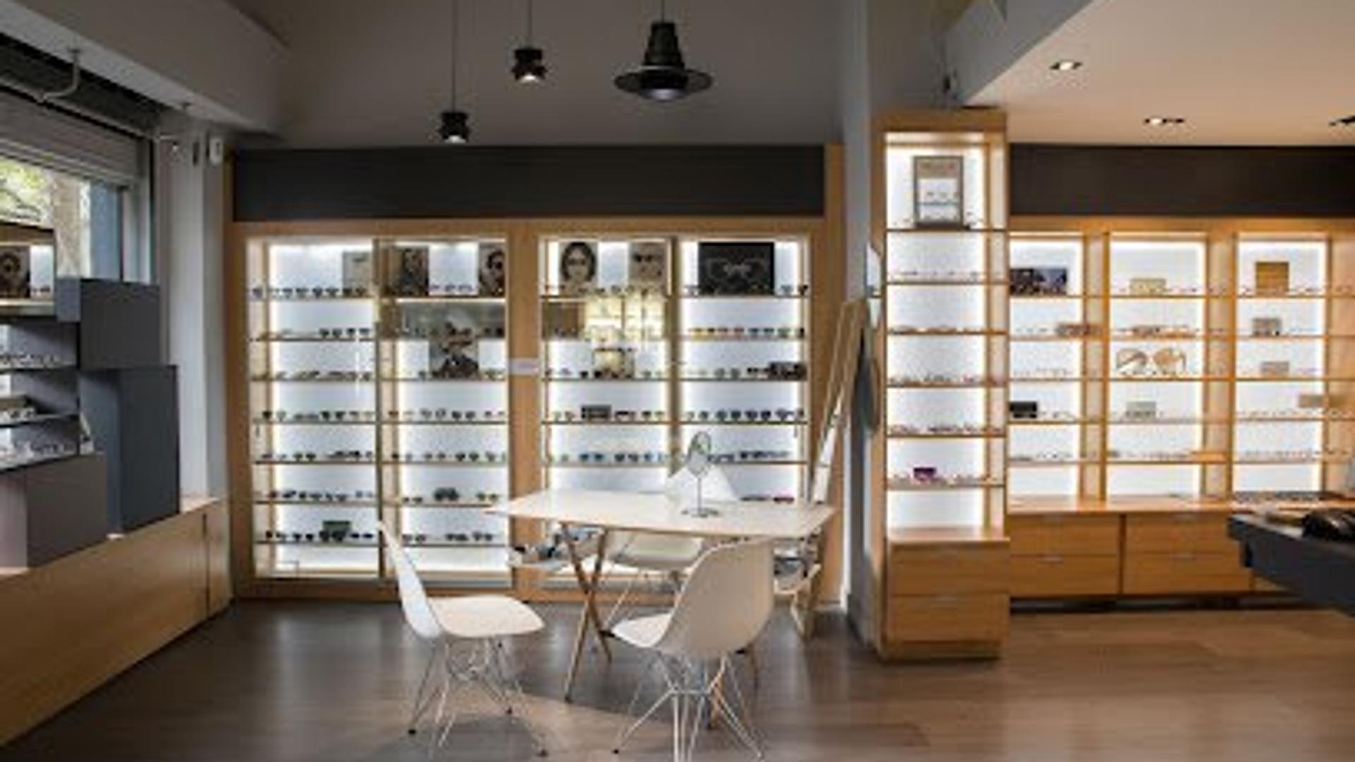 Façade de la boutique Mon Lunetier Lyon 3 - Élise & Jérémi Chausset, opticien indépendant à Lyon