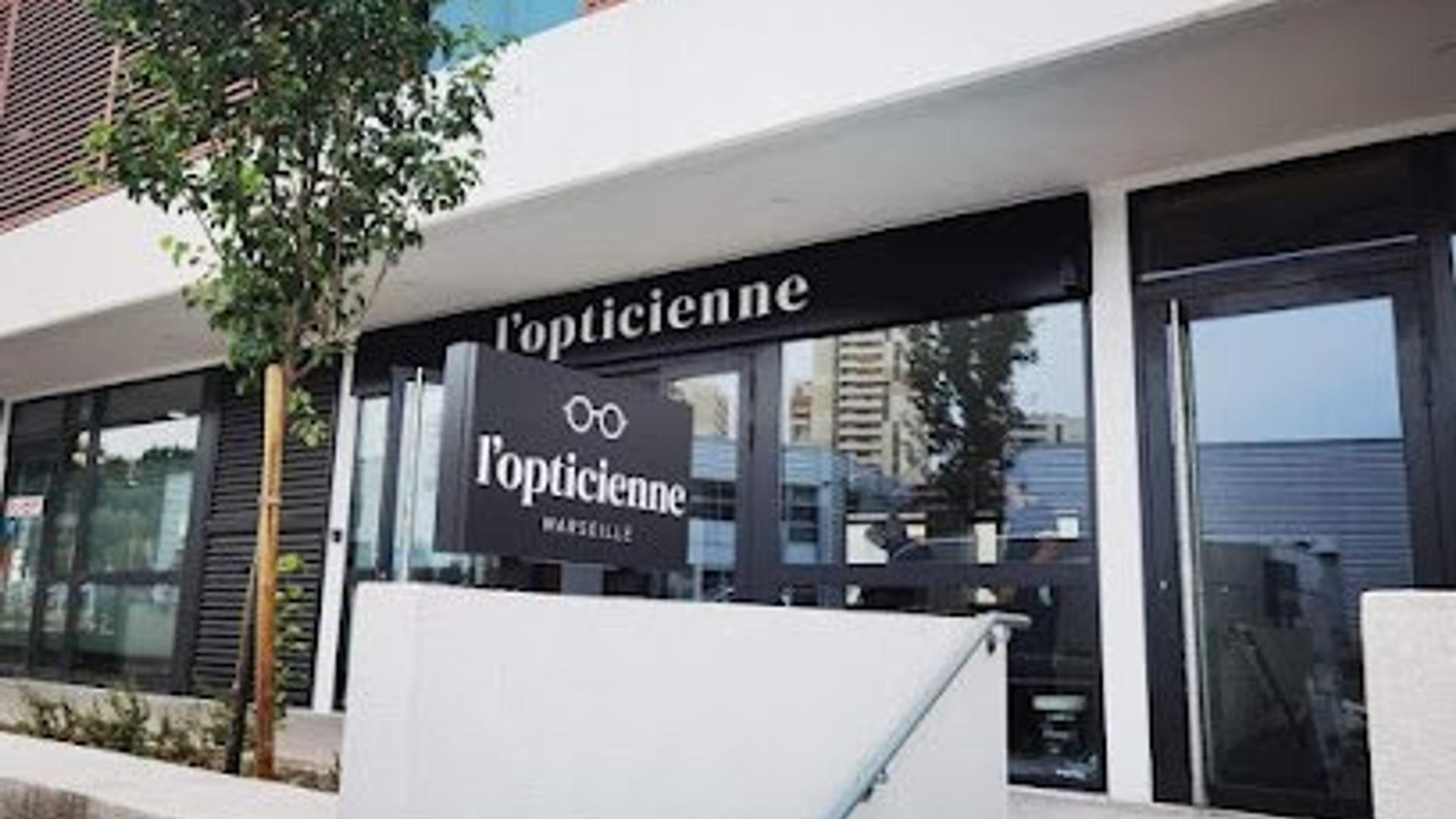 Façade de la boutique L'Opticienne Marseille, opticien indépendant à Marseille
