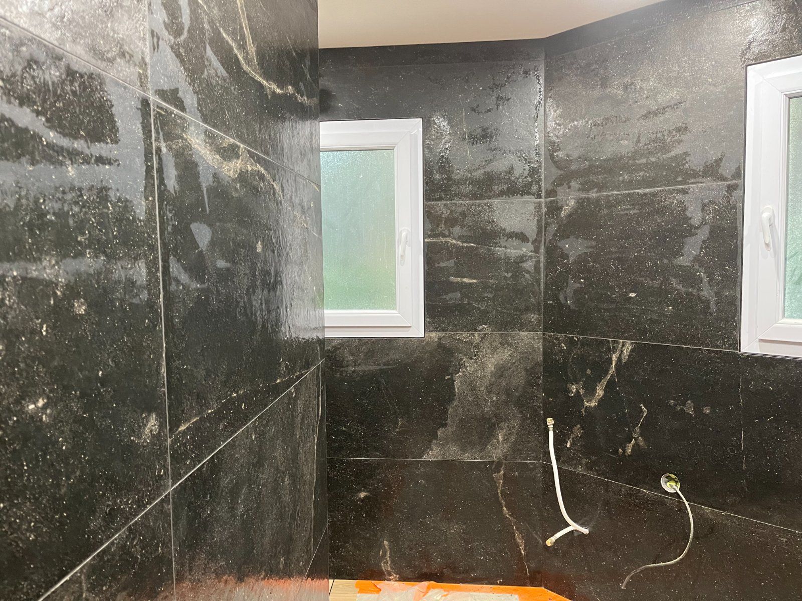 Rénovation de douche en grès cérame imitation bois à Saint-Ouen-en-Belin — Salle de bain à Saint-Ouen-en-Belin — photo 3 sur 9