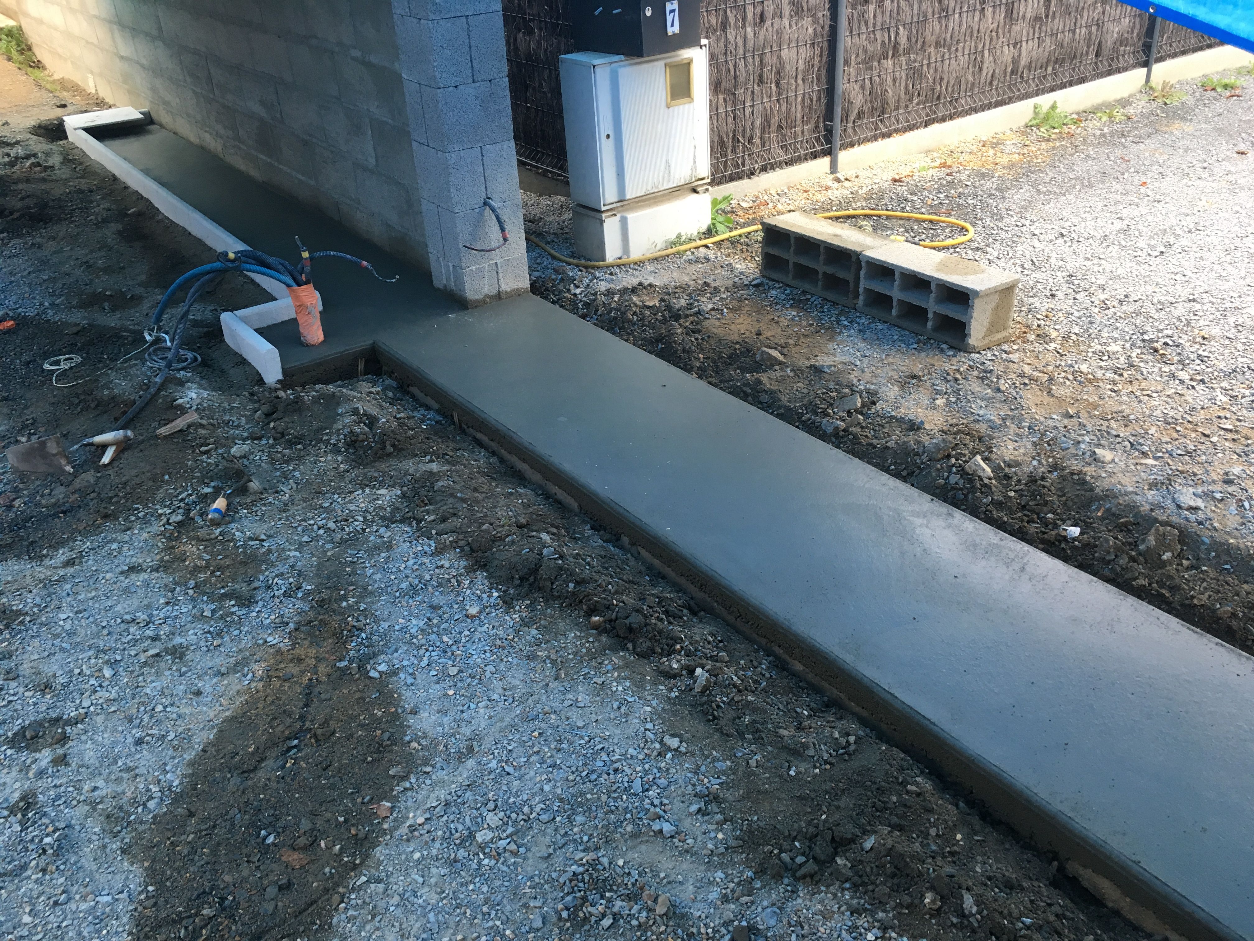 Préparation de terrasse extérieure à La Trugalle - 4 sur 5
