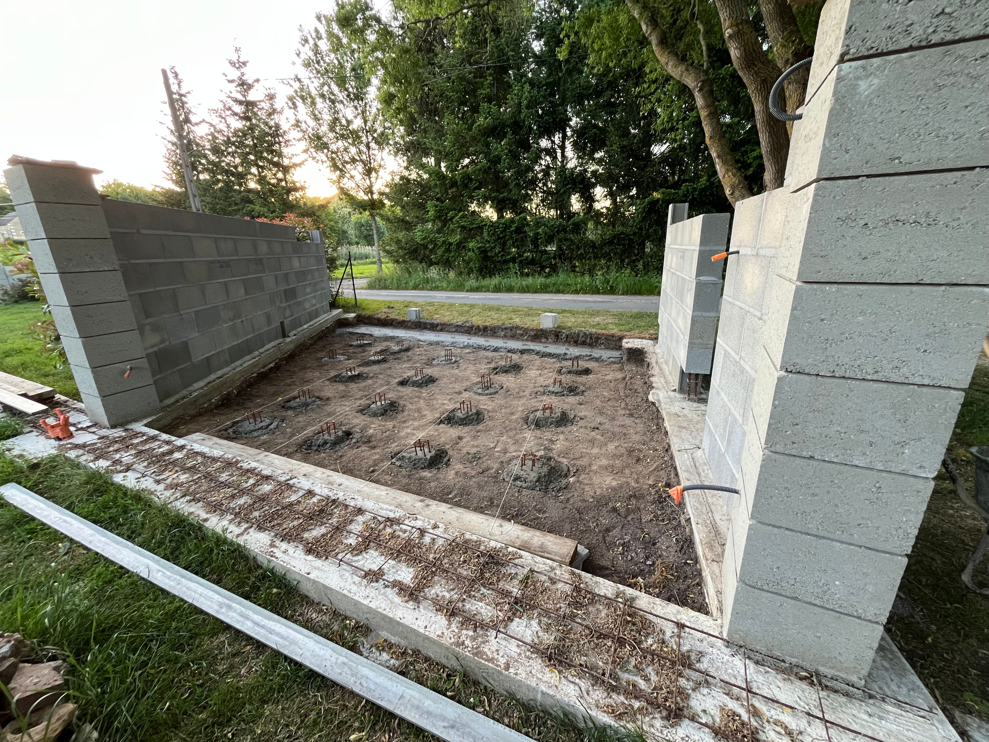 Préparation de mur en parpaings pour extension à Lavernat - 14 sur 20