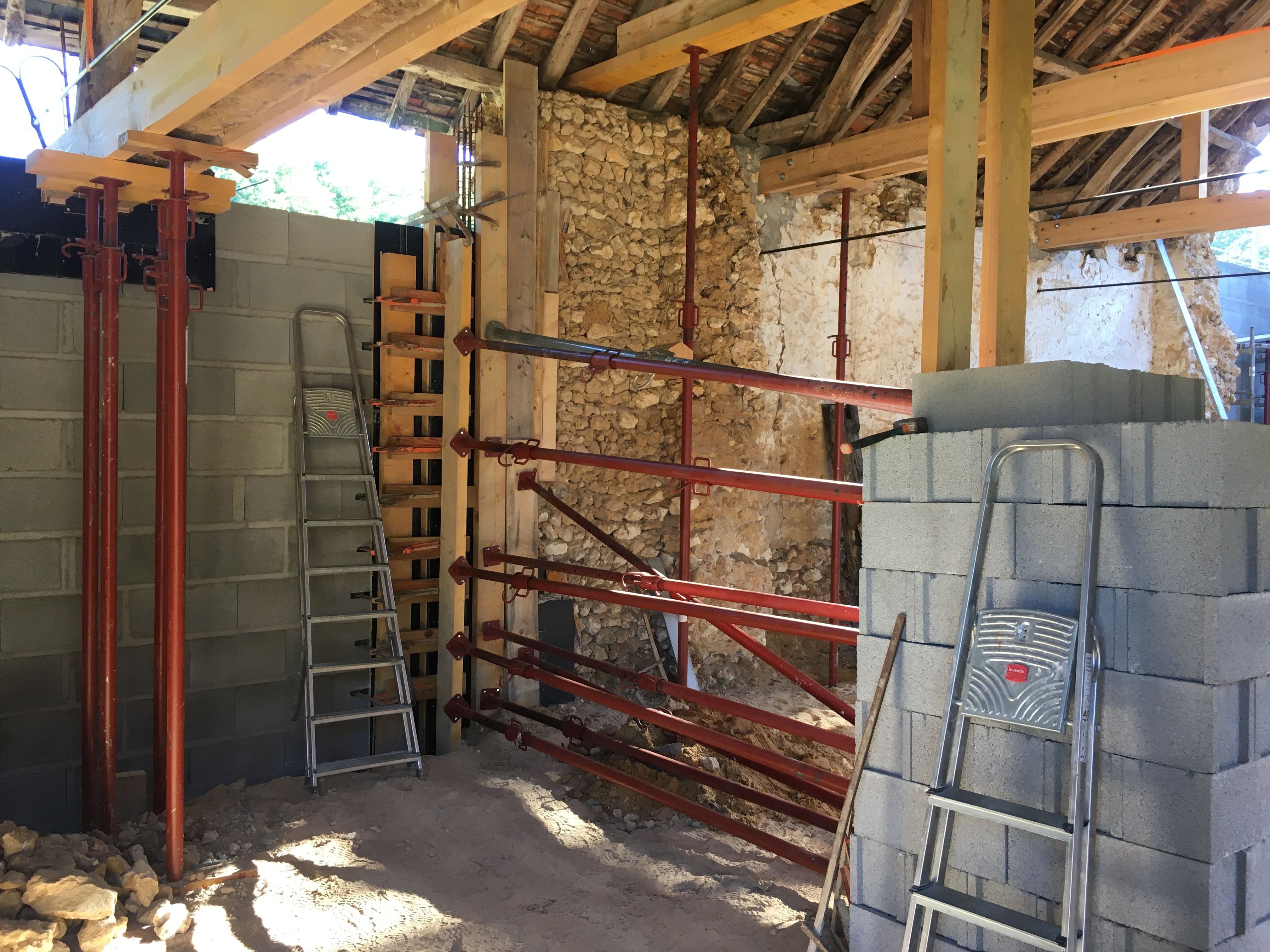 Préparation de mur en parpaings pour extension à Lavernat - 11 sur 20