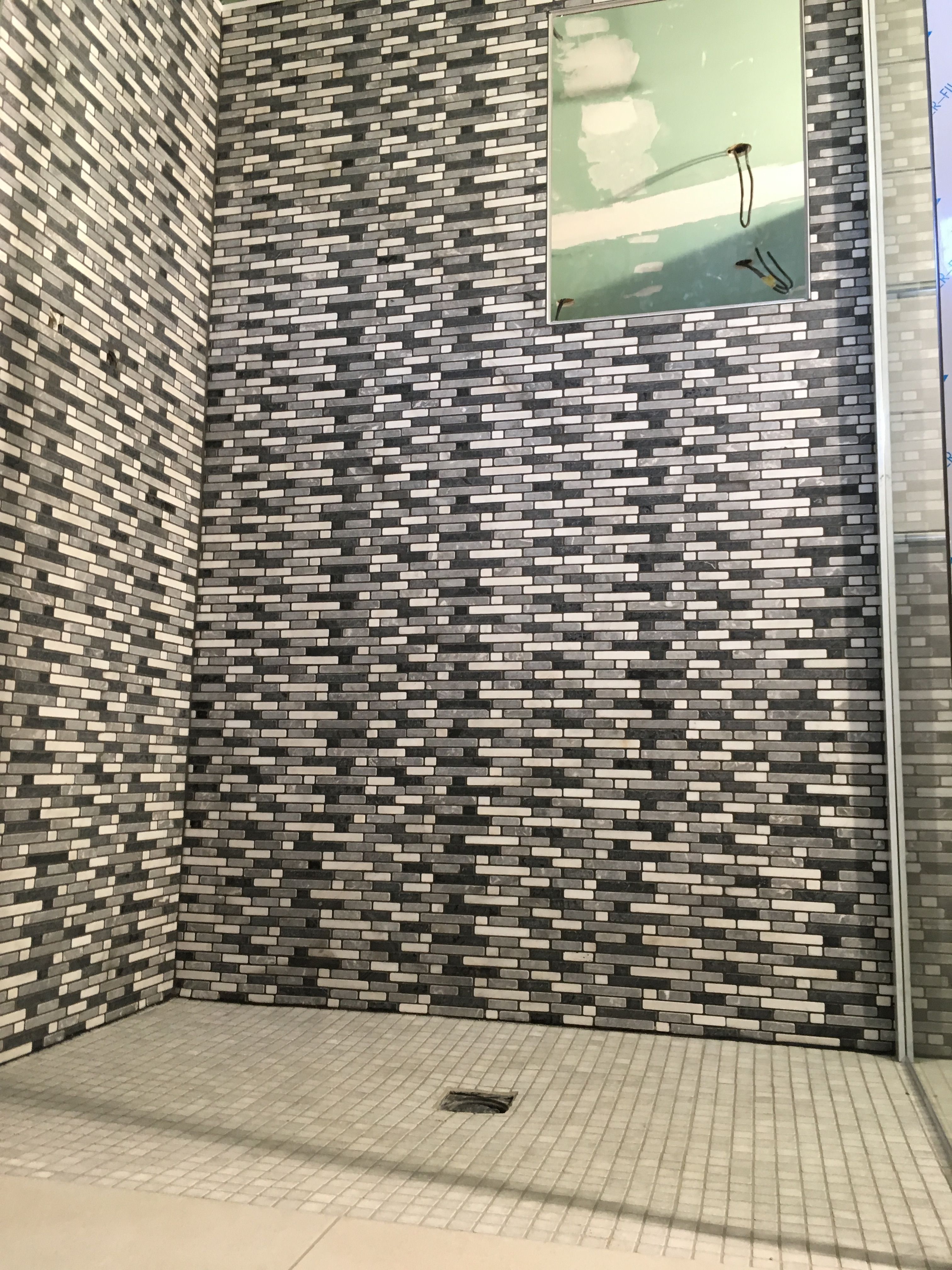 Pose de carrelage pour une douche italienne a La Suze-sur-Sarthe - 11 sur 20