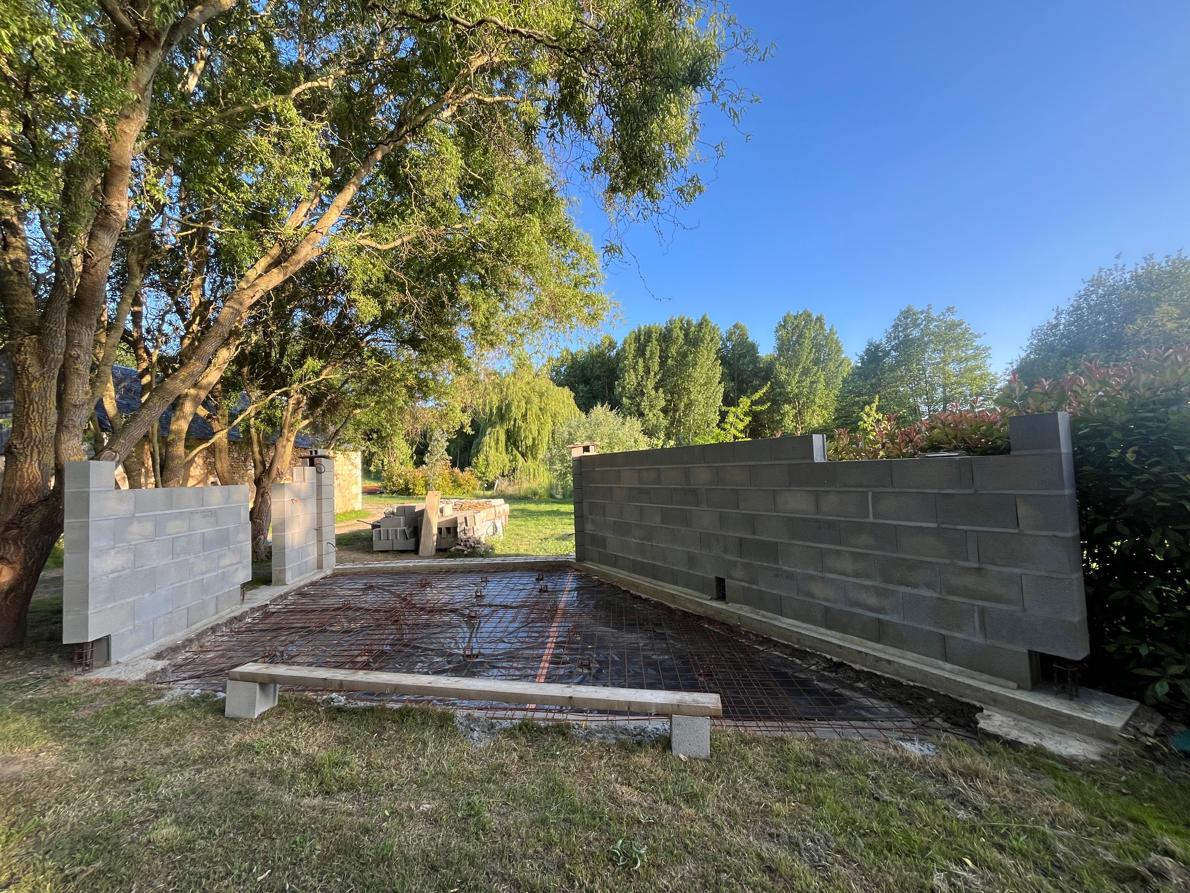 Préparation de mur en parpaings pour extension à Lavernat - 16 sur 20