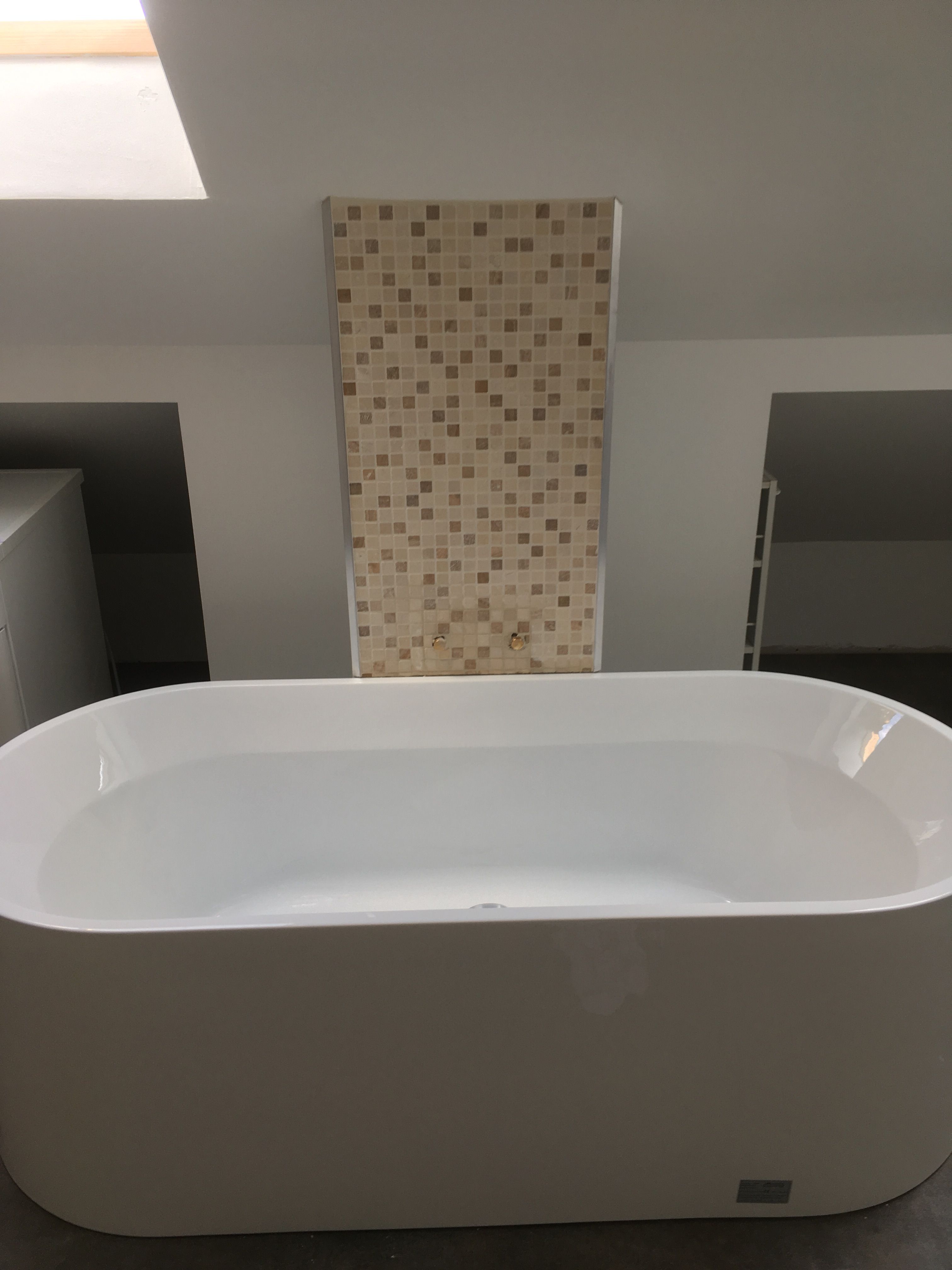 Pose de faïence murale dans une salle de bain à Montval-sur-Loir - 2 sur 2