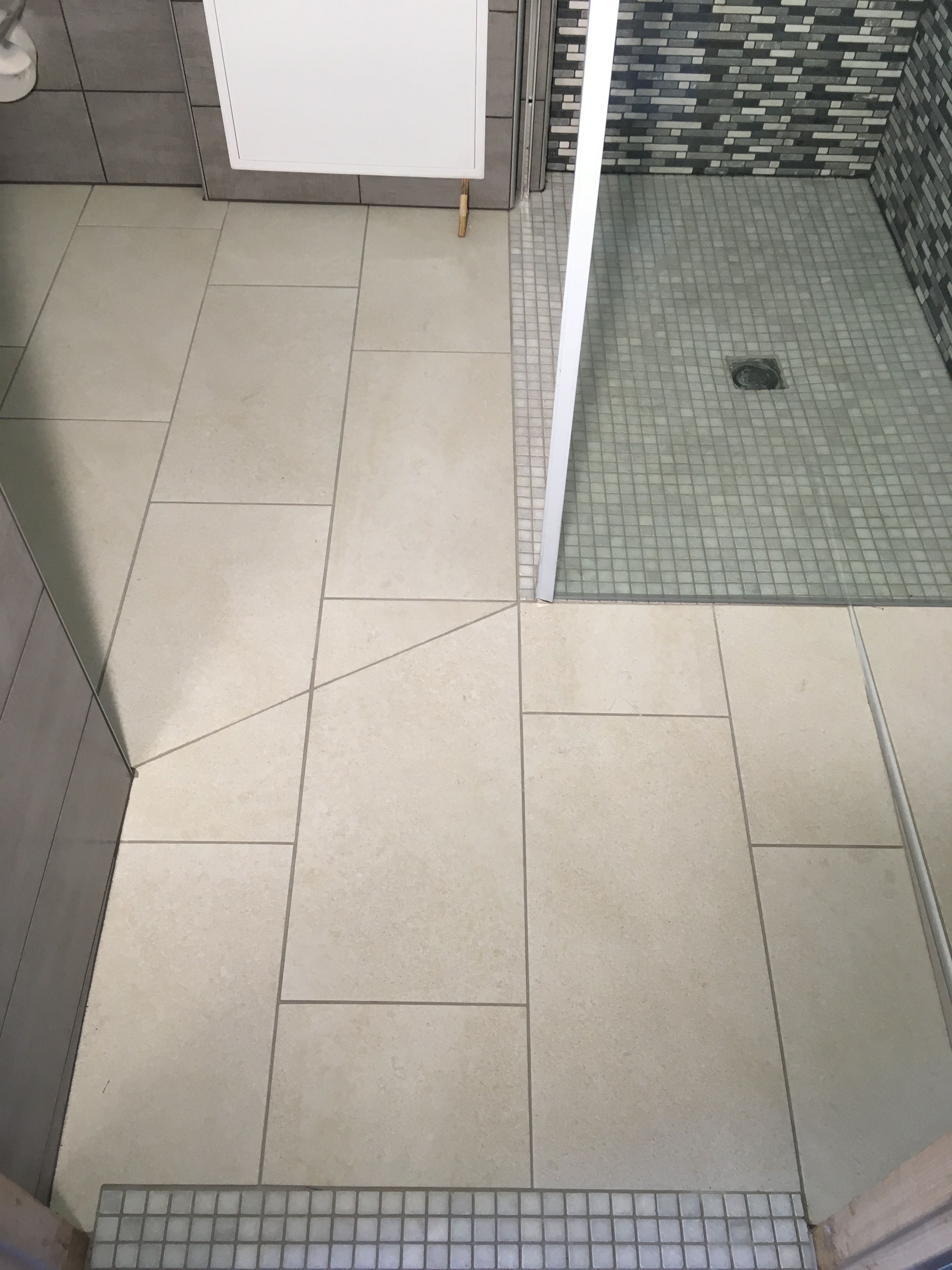 Pose de carrelage pour une douche italienne a La Suze-sur-Sarthe - 10 sur 20