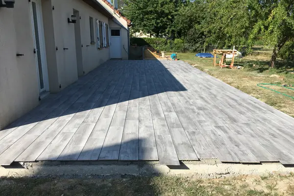 Pose de terrasse en grès cérame à Pruillé-le-Chétif Pose de terrasse en grès cérame à Pruillé-le-Chétif - 2 sur 13