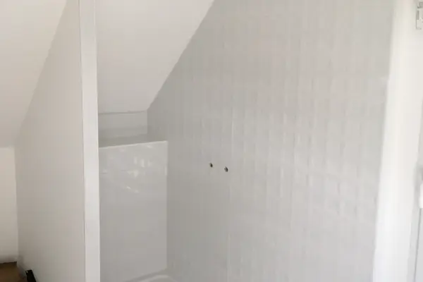 Pose de faïence murale pour une douche à Mayet Pose de faïence murale pour une douche à Mayet - 1 sur 4
