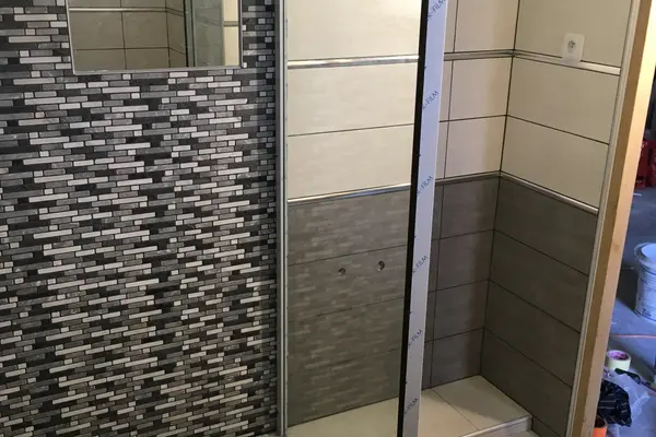 Pose de carrelage pour une douche italienne a La Suze-sur-Sarthe Pose de carrelage pour une douche italienne a La Suze-sur-Sarthe - 12 sur 20