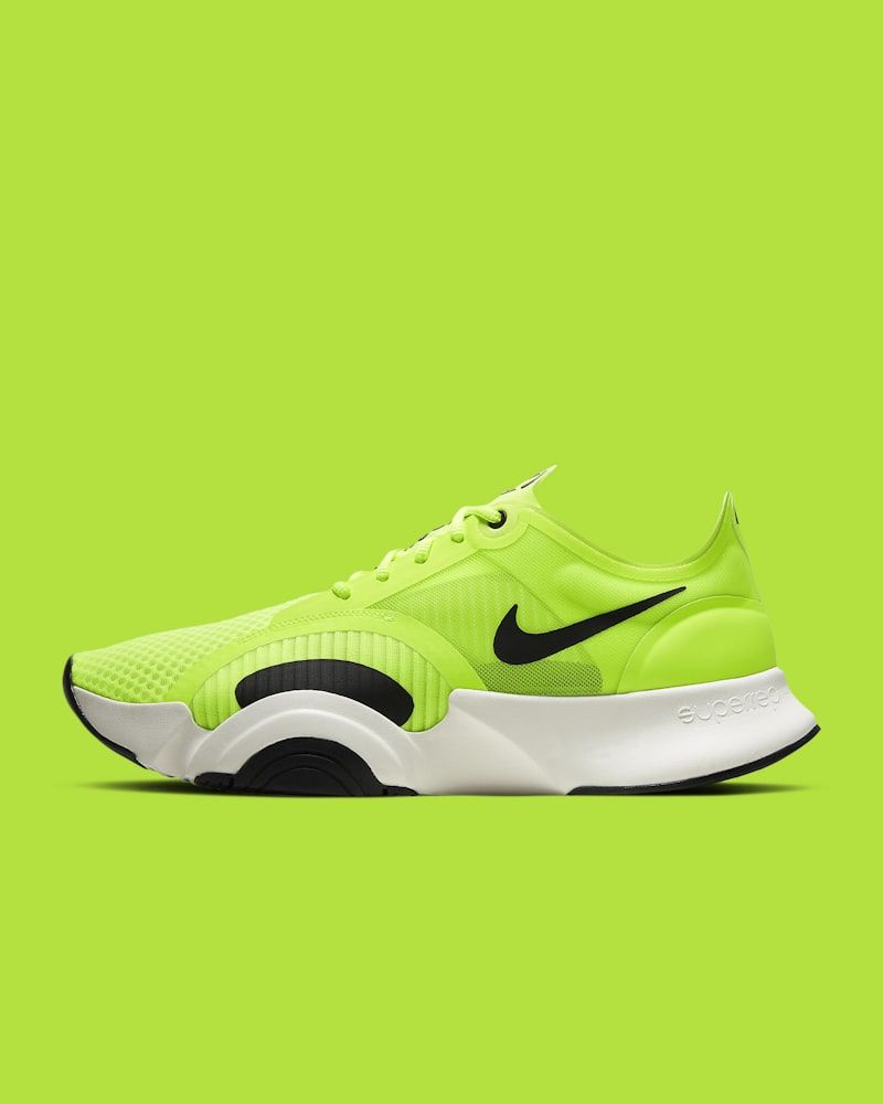 Nike Alphafly 4 Unveiled: Revamped ZoomX Foam & Carbon Plate Redefine Speed