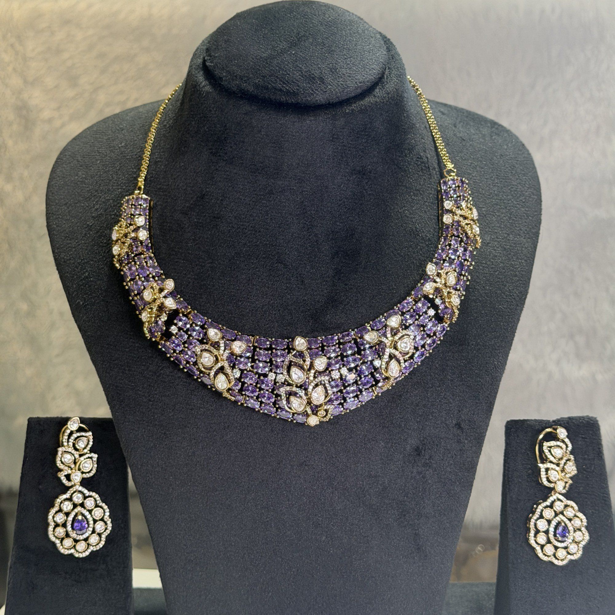Purple stone choker set