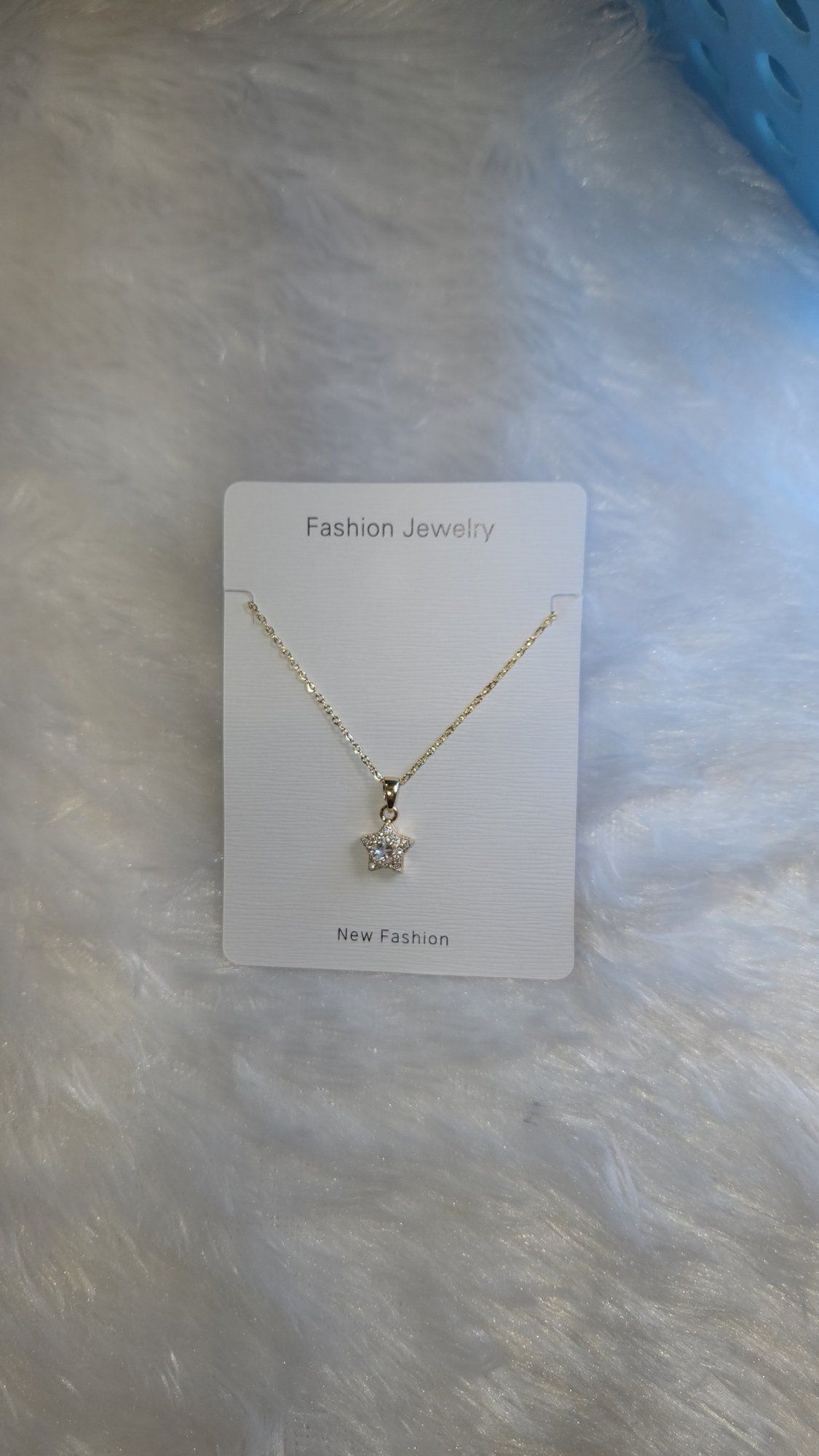 Rose gold flower stone pendant chain *