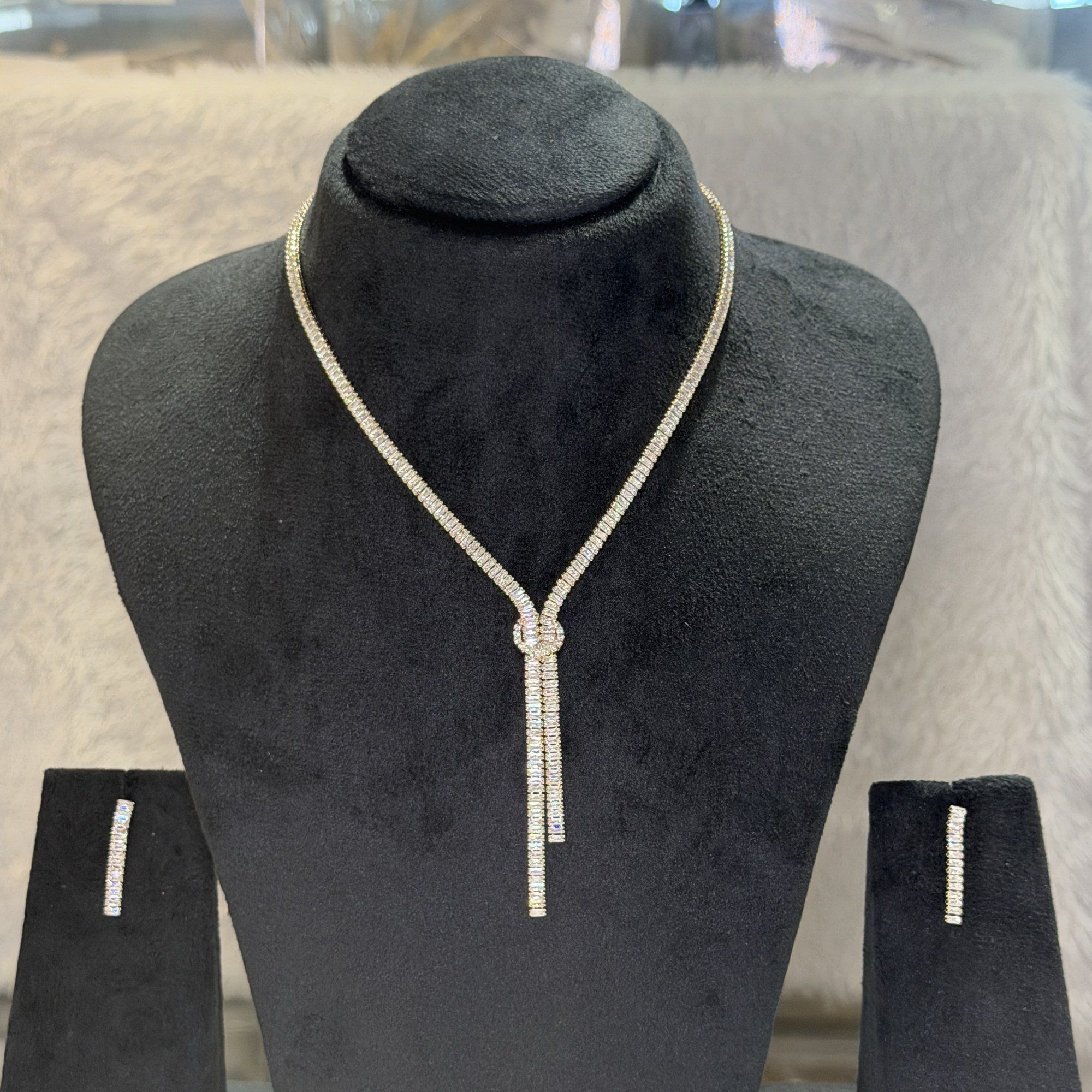 Long lariat stone chain set