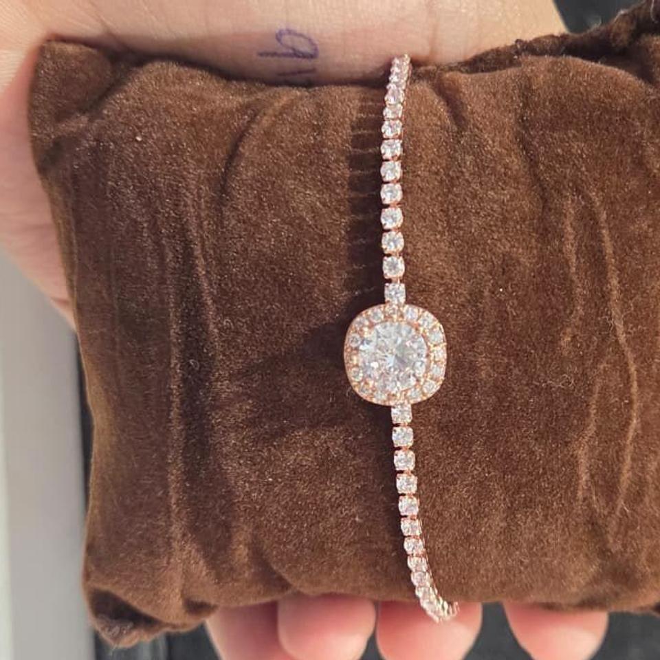 Rose gold square solitaire bracelet *
